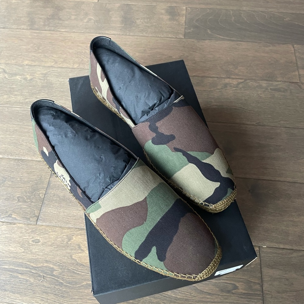 Authentic Saint Laurent Camouflage Espadrilles - Picture 2 of 11